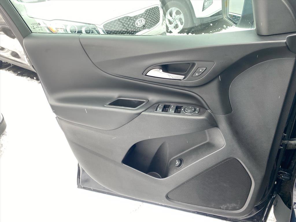 Used 2020 Chevrolet Equinox LT image 17