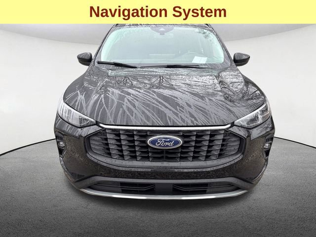 Used 2025 Ford Escape Platinum image 4