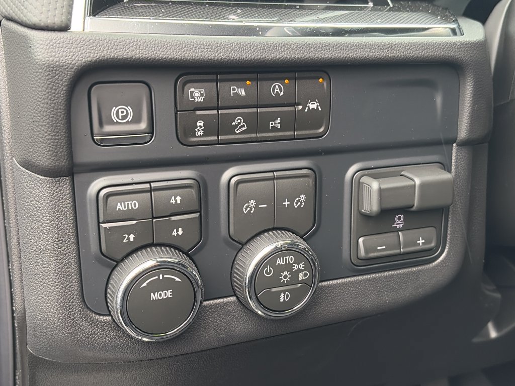New 2026 Chevrolet Tahoe RST w/ Comfort Package AWD/4WD image 18