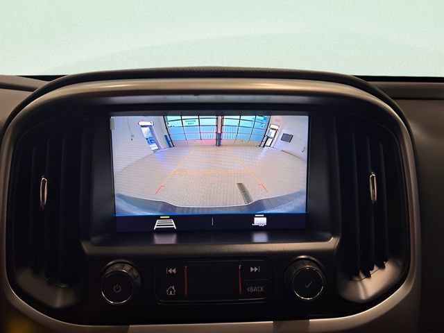 Used 2021 Chevrolet Colorado LT w/ LT Convenience Package AWD/4WD image 19