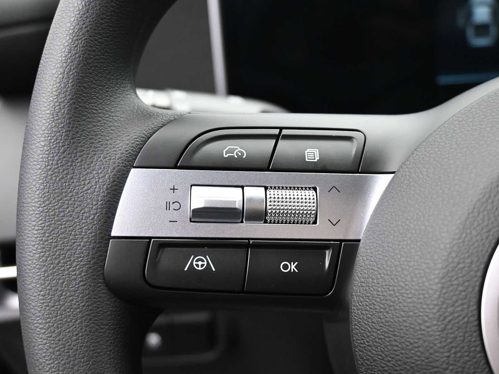 New 2025 Hyundai Santa Cruz SEL image 16