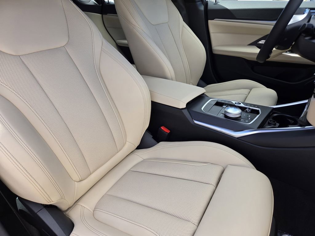 New 2026 BMW i4 xDrive40i w/ Premium Package AWD/4WD image 16