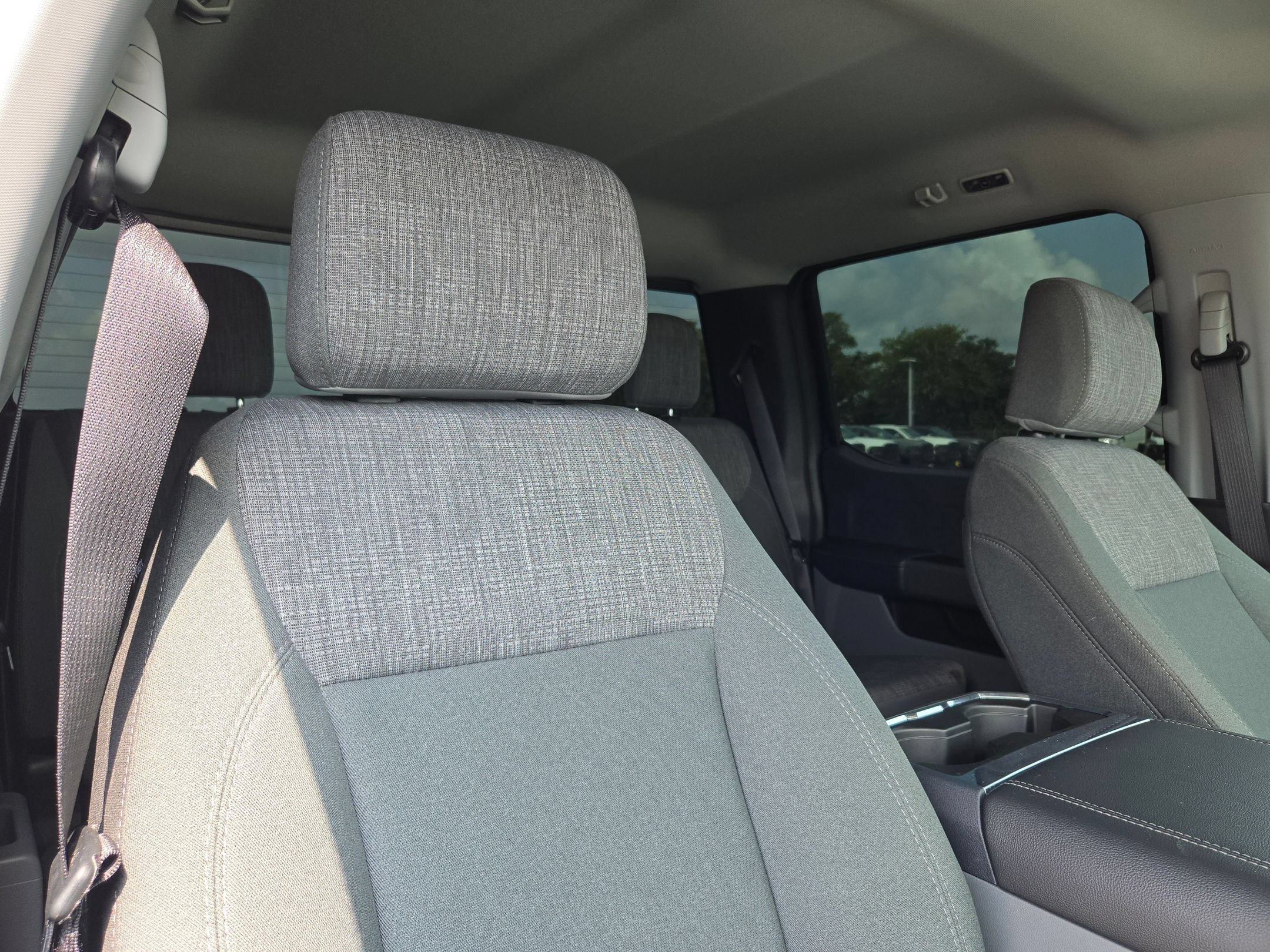 Used 2024 Ford F350 XLT AWD/4WD image 30