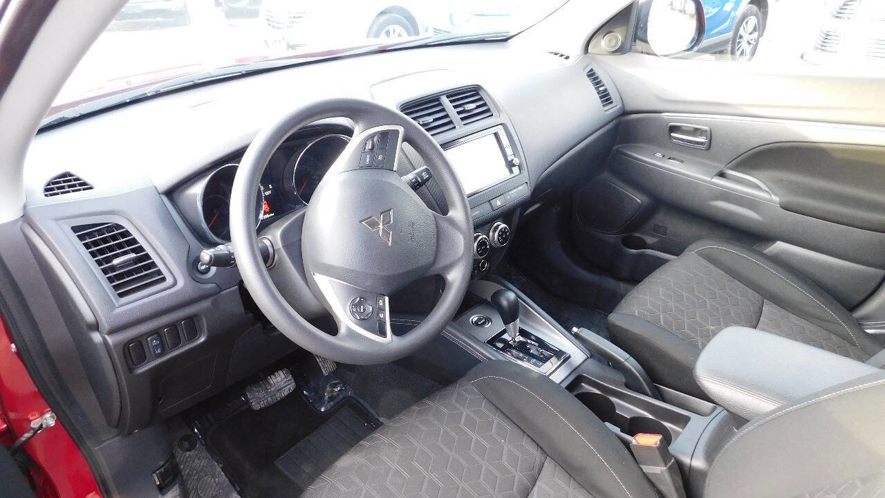 Used 2024 Mitsubishi Outlander Sport AWD image 31