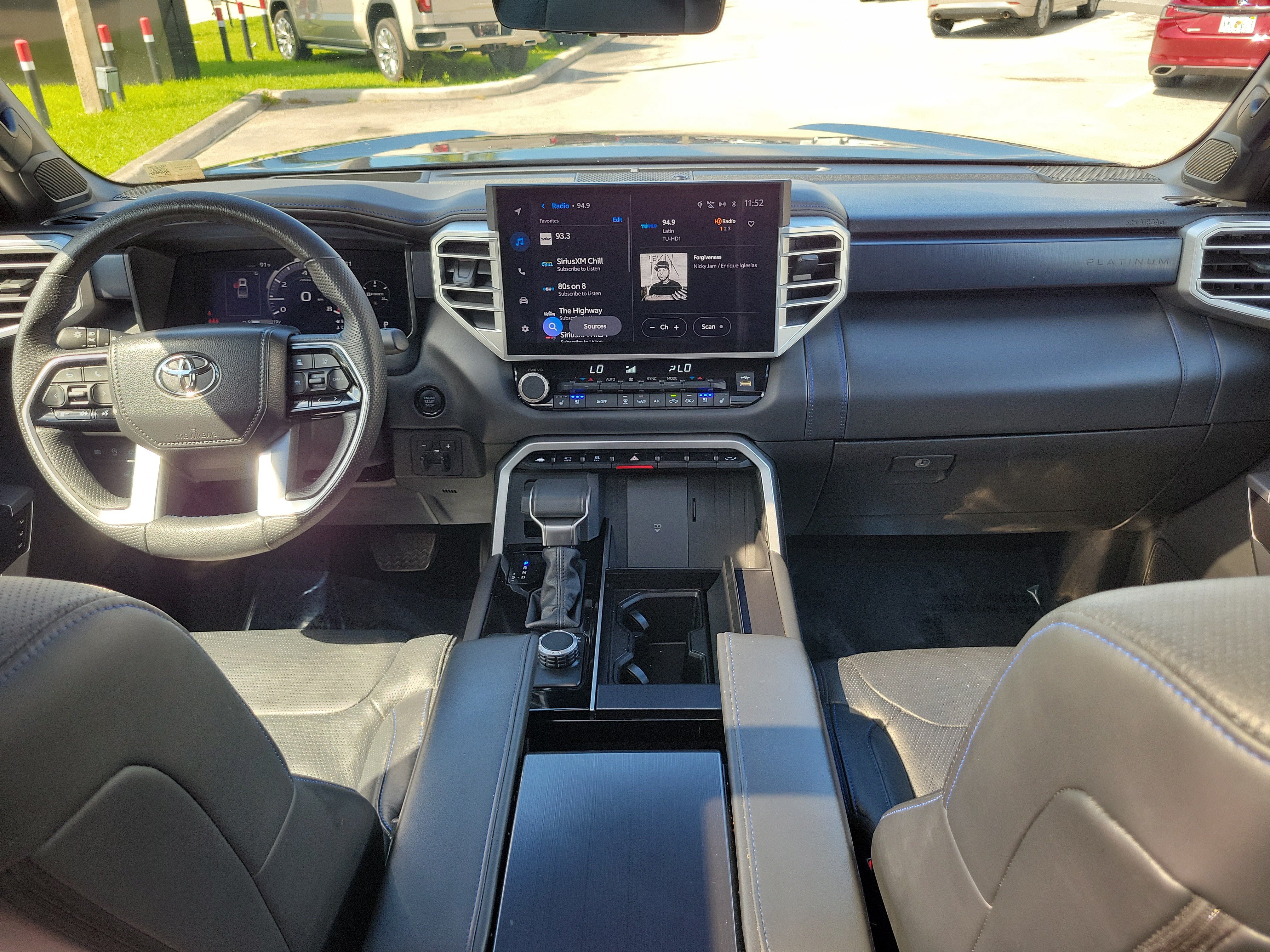 Used 2025 Toyota Tundra Platinum AWD/4WD image 17