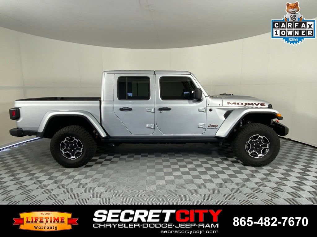 Used 2023 Jeep Gladiator Mojave w/ Cold Weather Group AWD/4WD image 8