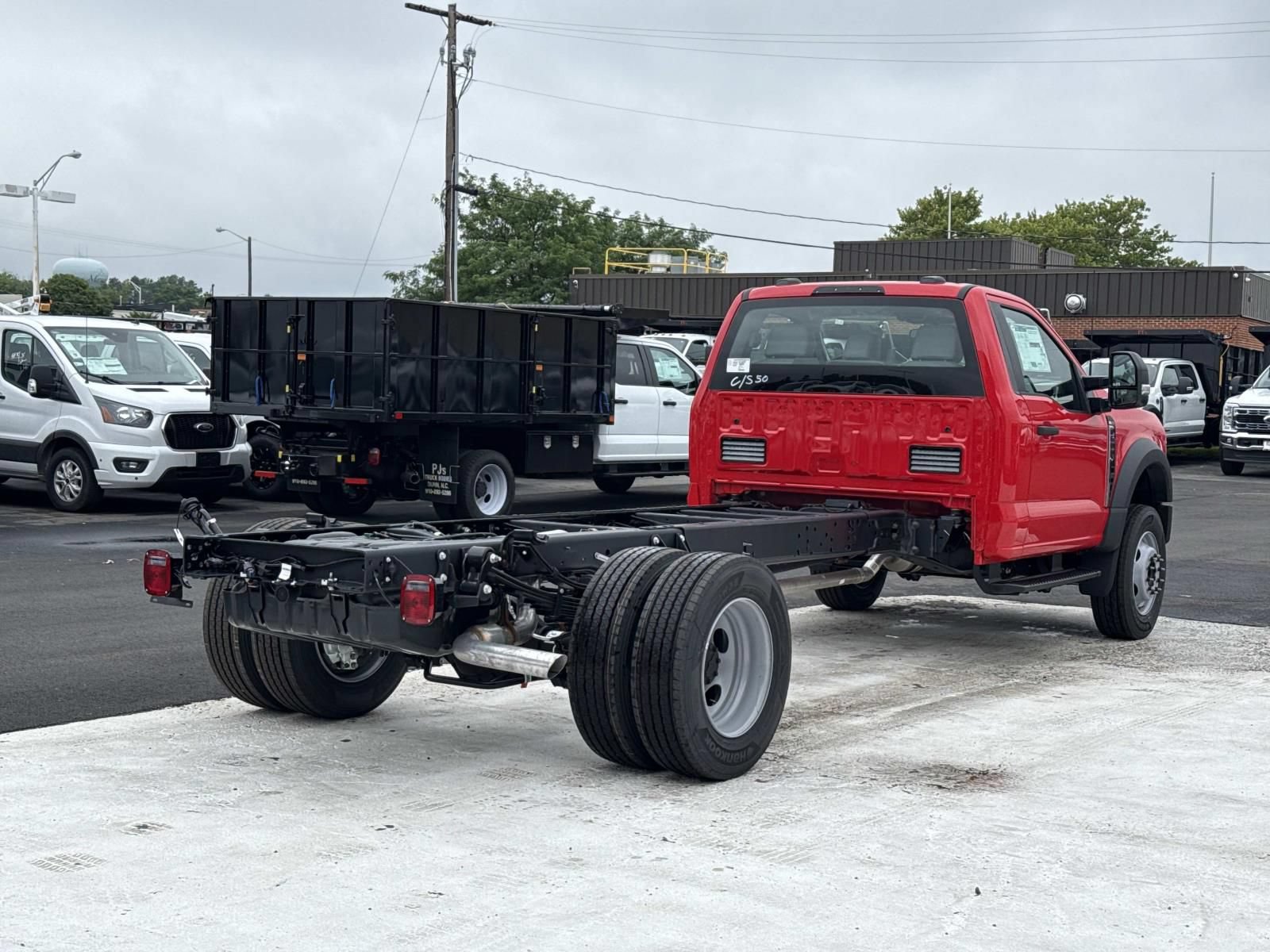 New 2026 Ford F600 2WD Regular Cab Super Duty image 3