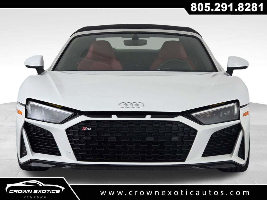 Used 2022 Audi R8 V10 w/ Carbon Exterior Package RWD image 12