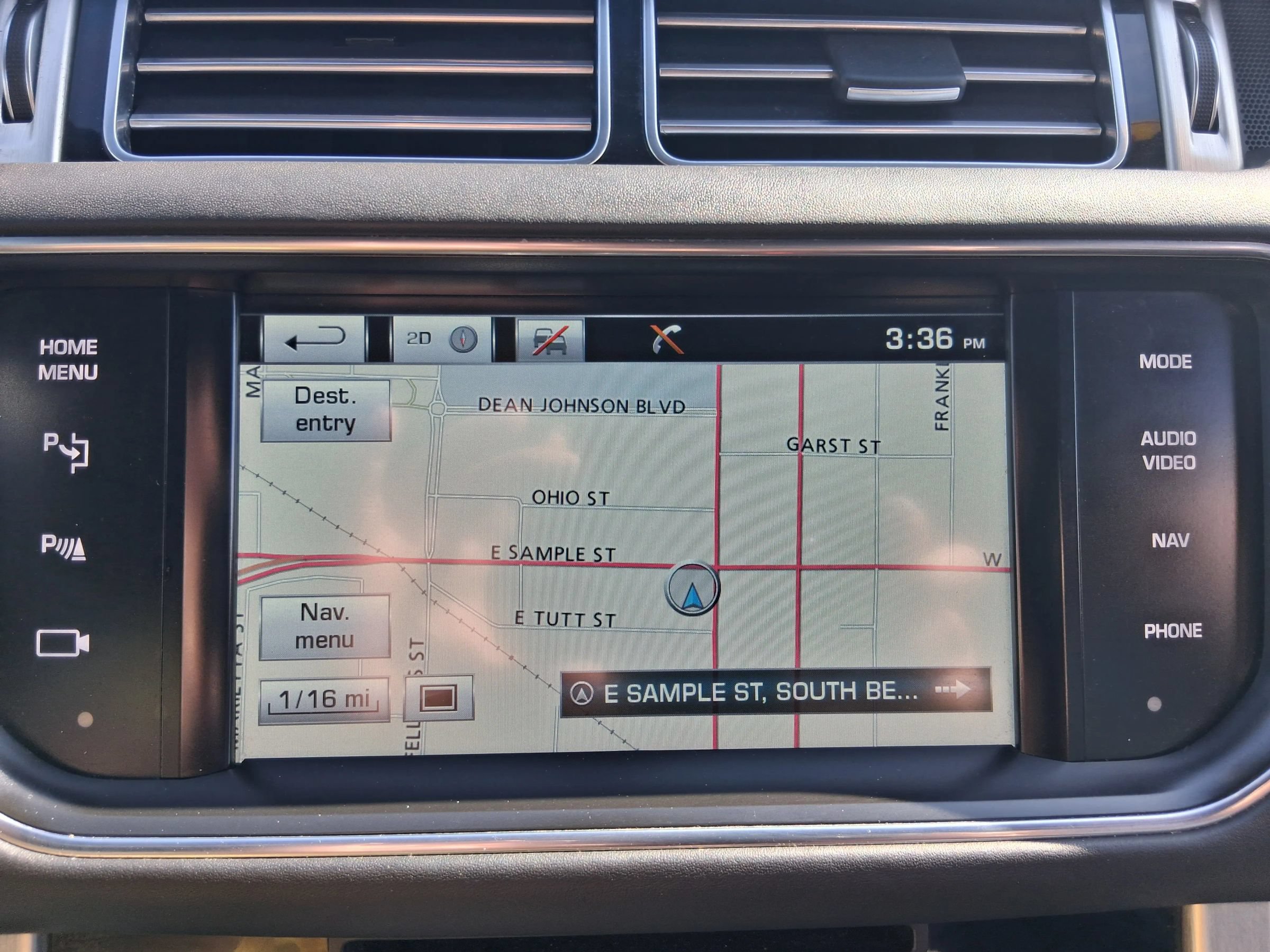 Used 2015 Land Rover Range Rover Supercharged AWD/4WD image 14