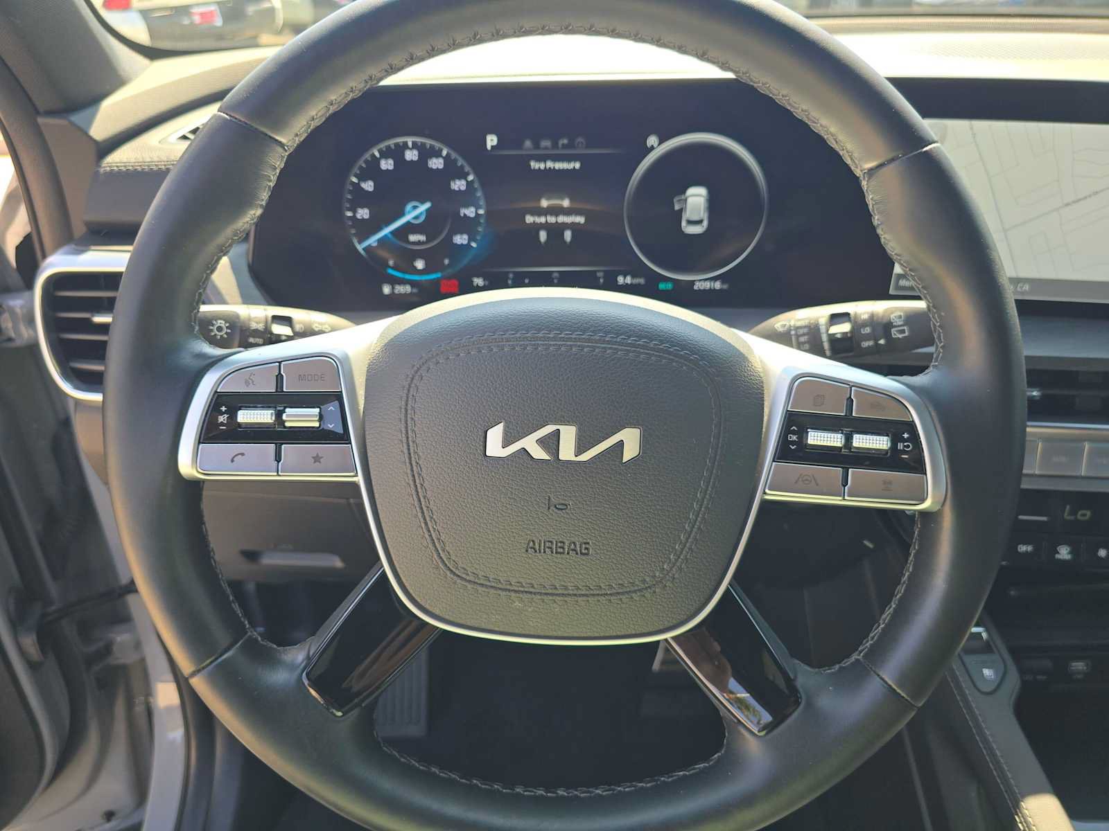 Used 2025 Kia Telluride SX X-Line AWD/4WD image 25