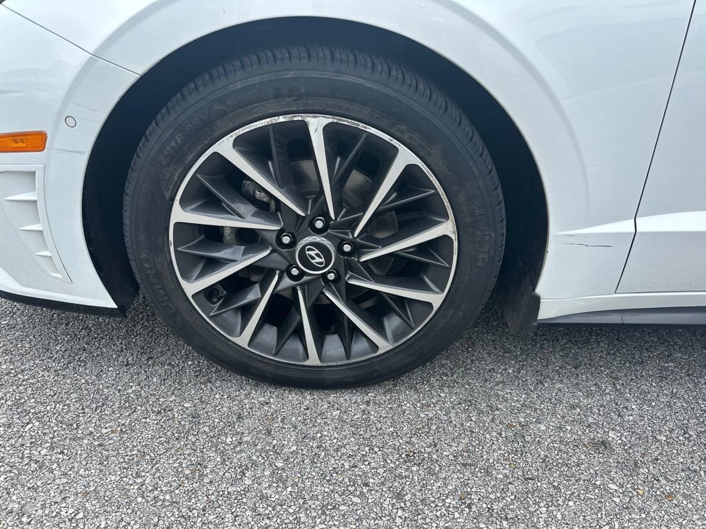 Used 2021 Hyundai Sonata Limited FWD image 5