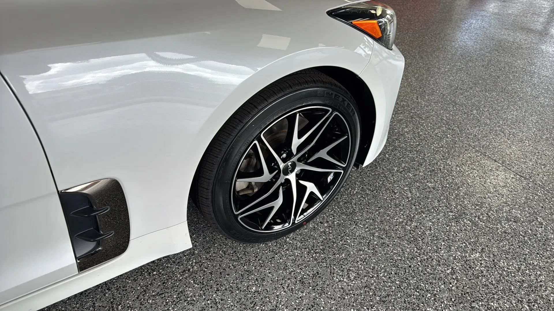 Used 2022 Kia Stinger GT-Line w/ Sun & Sound Package RWD image 31