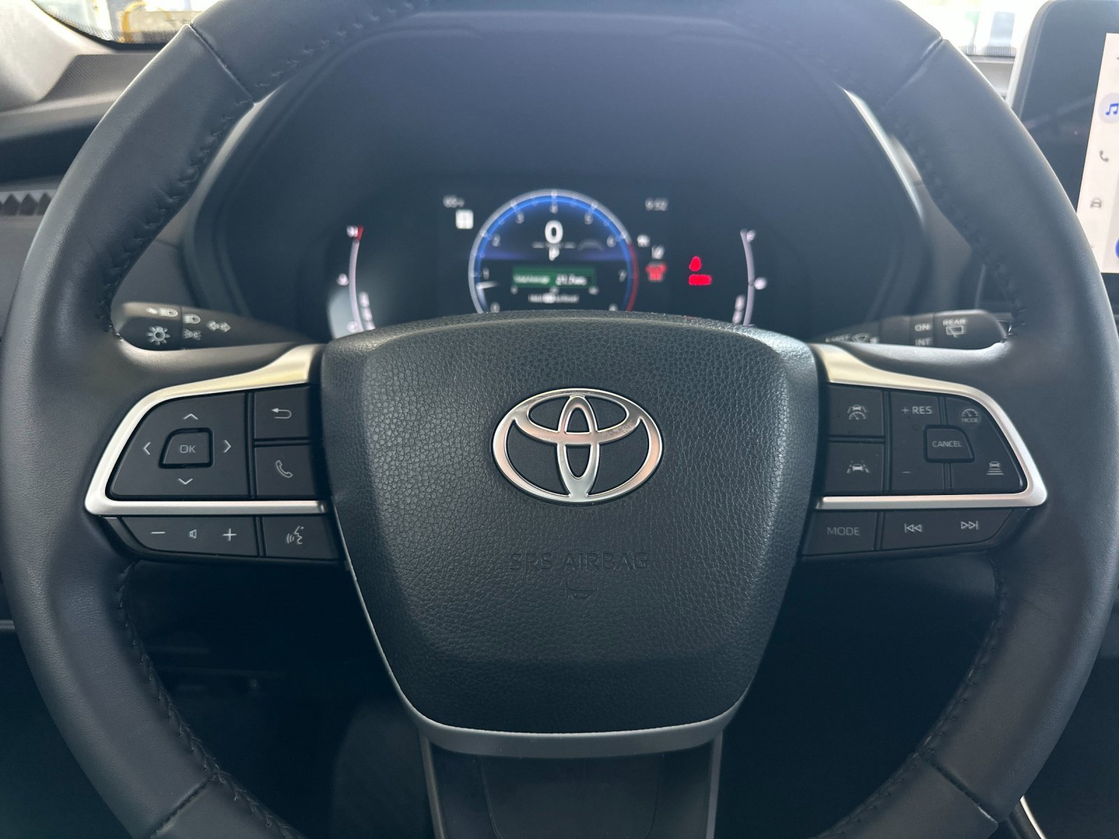 Used 2025 Toyota Grand Highlander FWD image 22