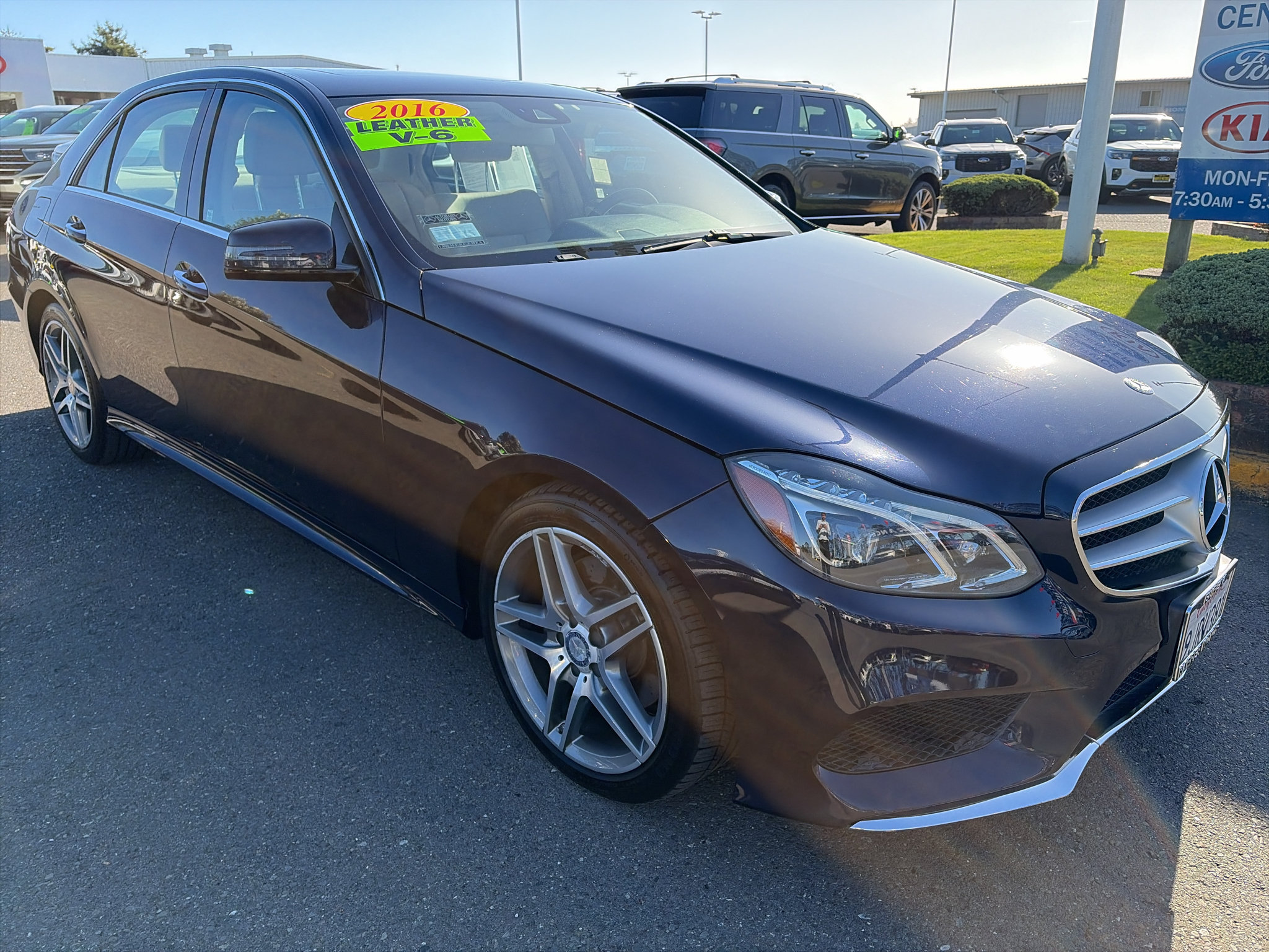 Used 2016 Mercedes-Benz E 350 4MATIC Sedan image 6