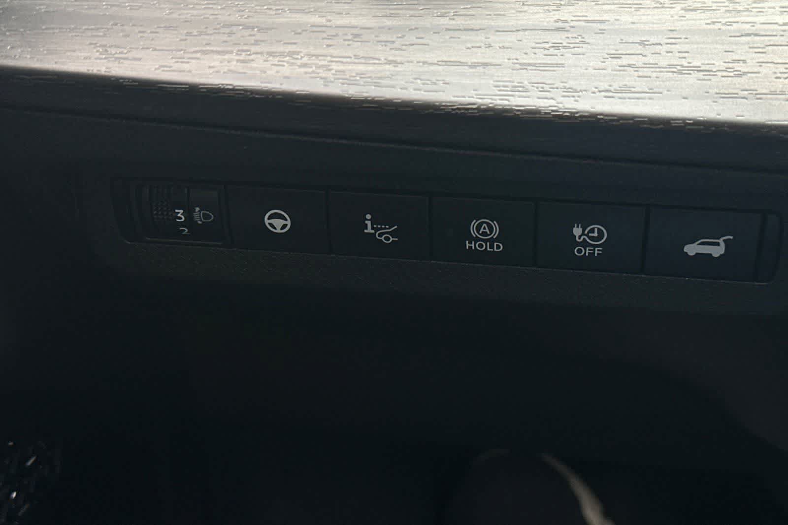Certified 2024 Nissan Ariya FWD image 33