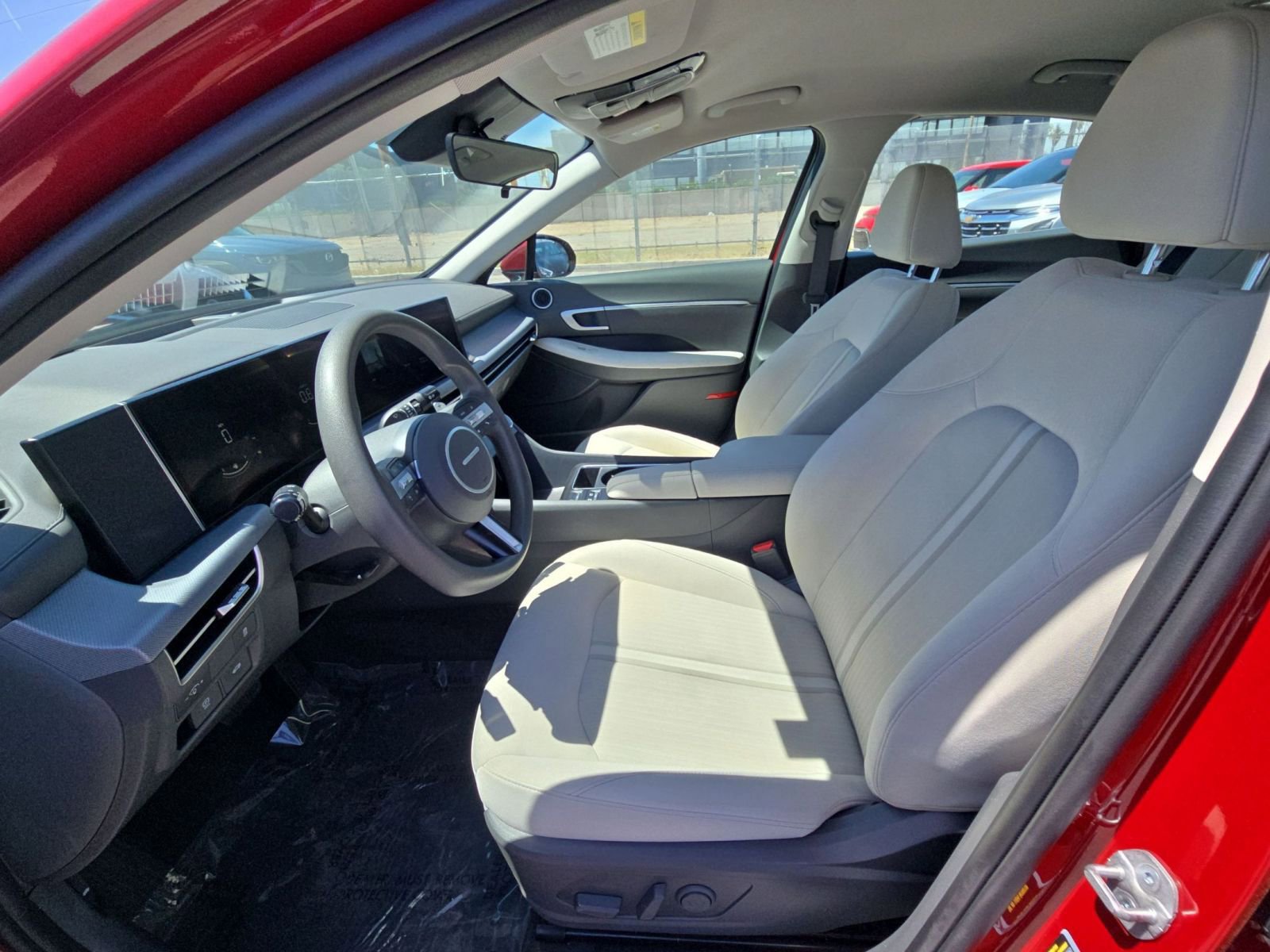 Used 2025 Hyundai Sonata SEL FWD image 31