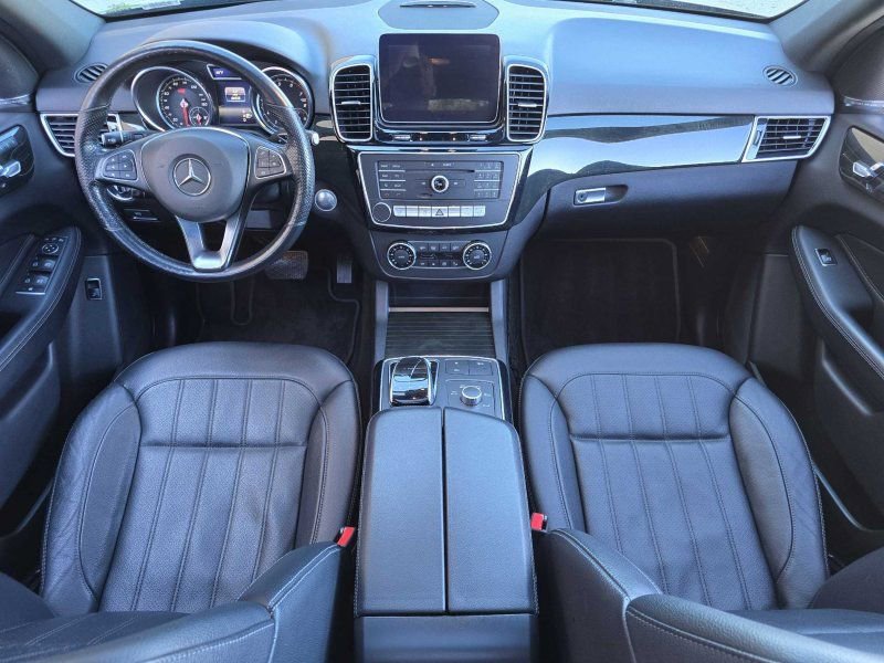 Used 2018 Mercedes-Benz GLE 350 4MATIC image 4