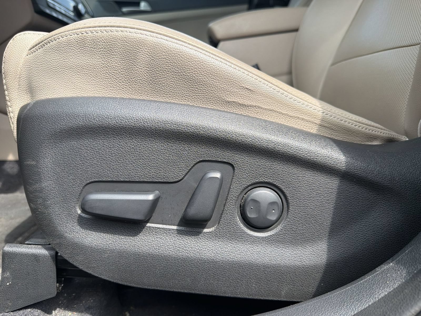 Used 2018 Hyundai Tucson Limited w/ Ultimate Package 02 AWD/4WD image 13