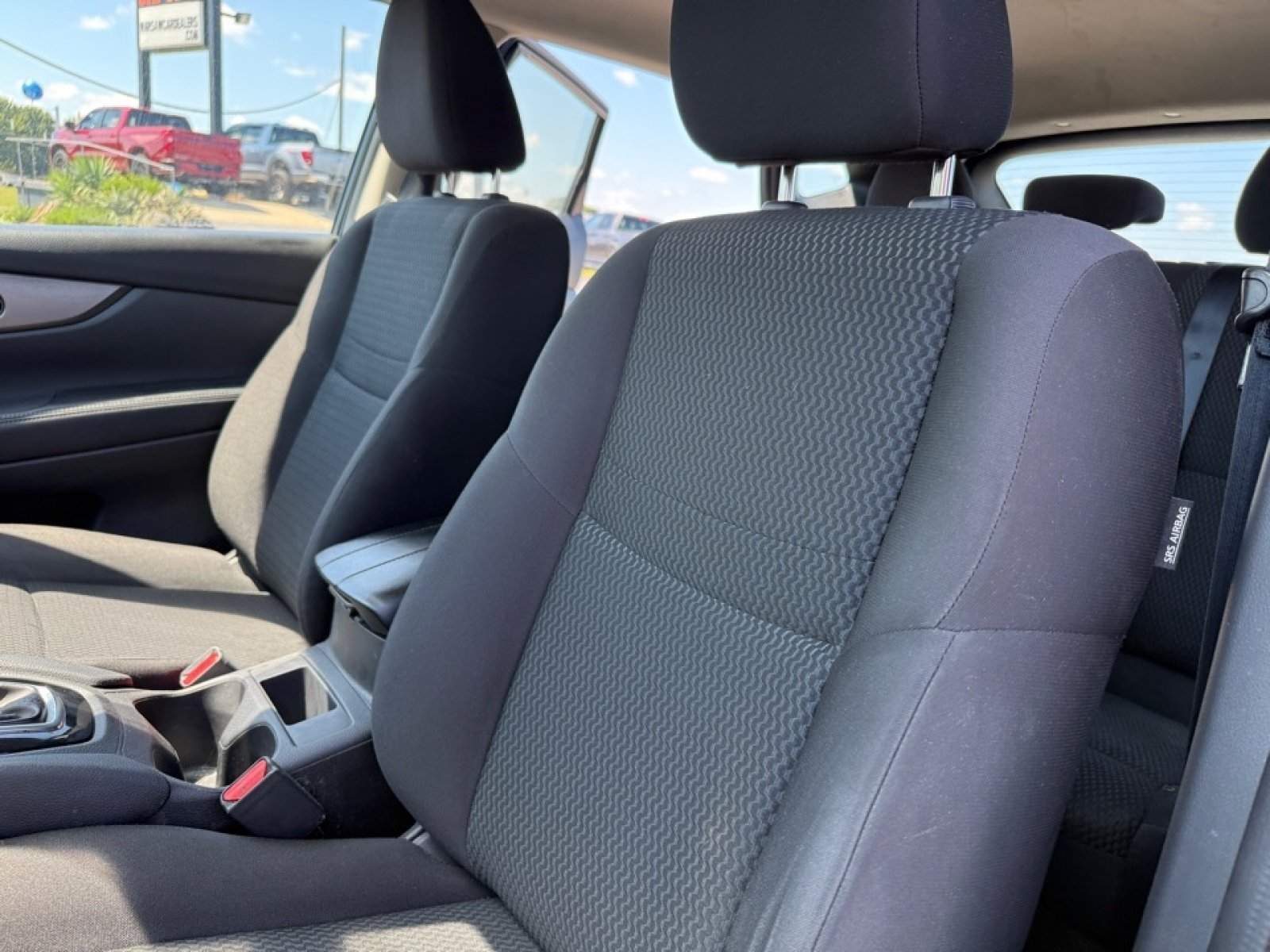 Used 2020 Nissan Rogue Sport S AWD/4WD image 26
