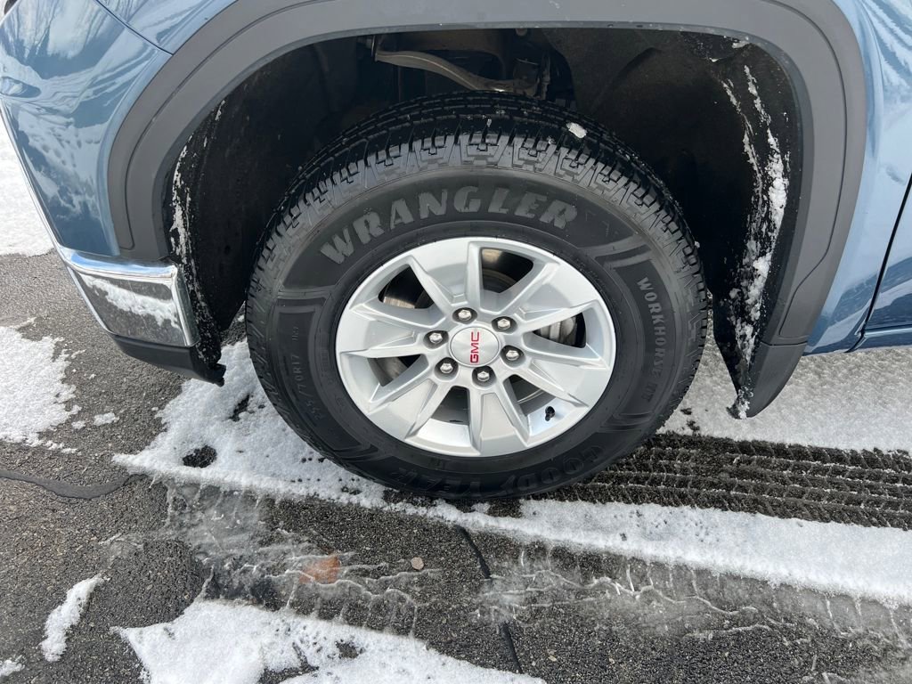 Used 2024 GMC Sierra 1500 SLE image 25