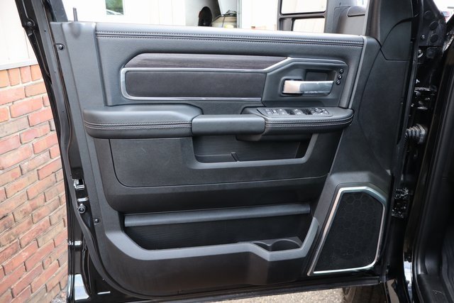 Used 2025 RAM 2500 Laramie image 11