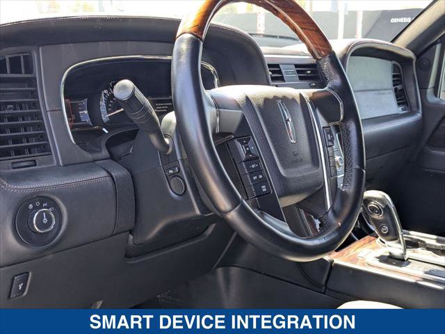 Used 2017 Lincoln Navigator Reserve RWD image 12