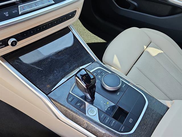 Used 2022 BMW 330i Sedan w/ Convenience Package image 20