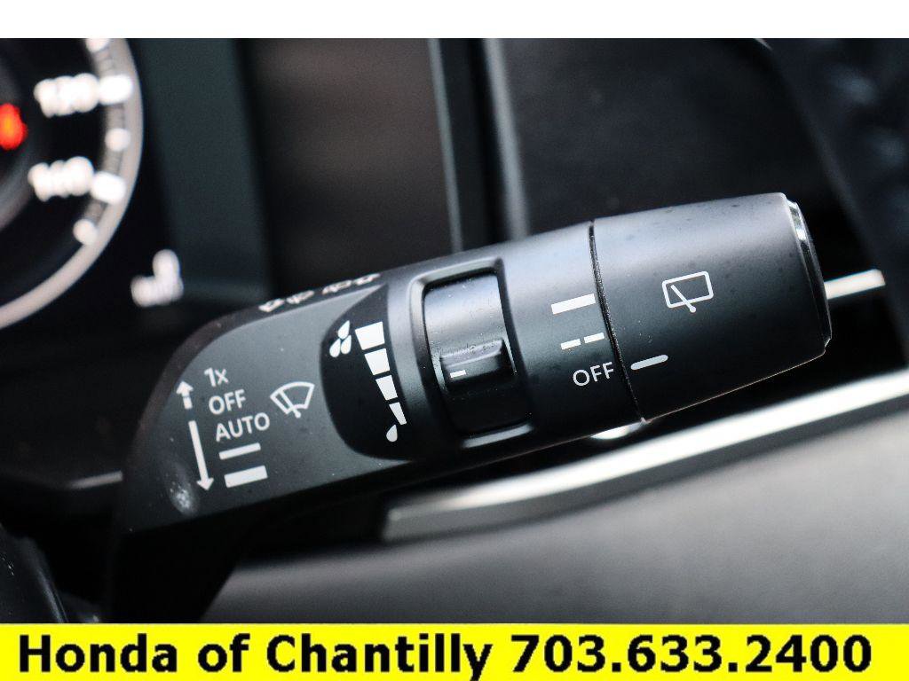 Used 2024 Mitsubishi Outlander SE Black Edition image 19