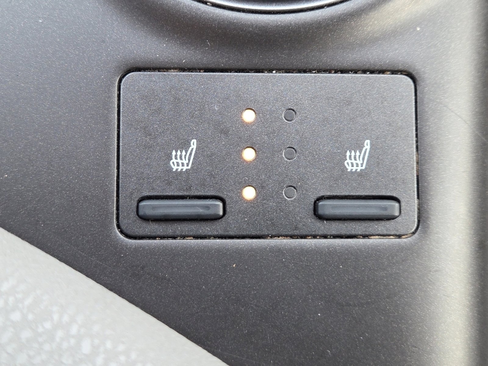 Used 2023 Toyota Camry XSE image 8