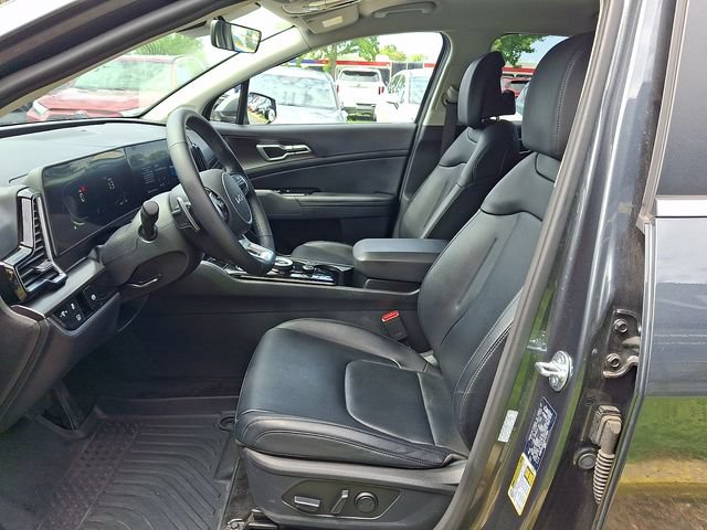 Certified 2025 Kia Sportage EX AWD/4WD image 13