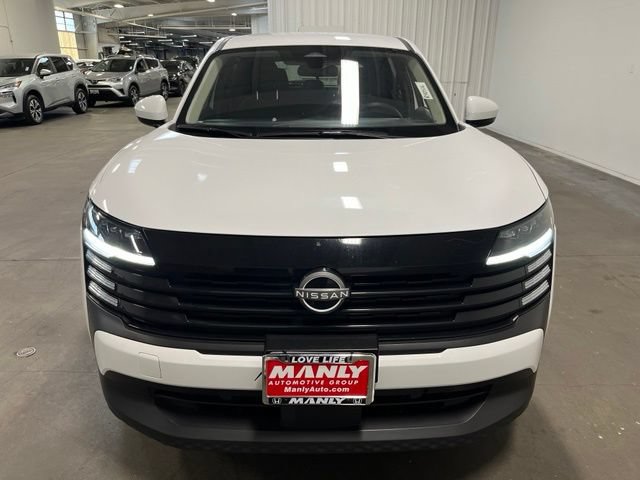 Used 2025 Nissan Kicks SV AWD/4WD image 8