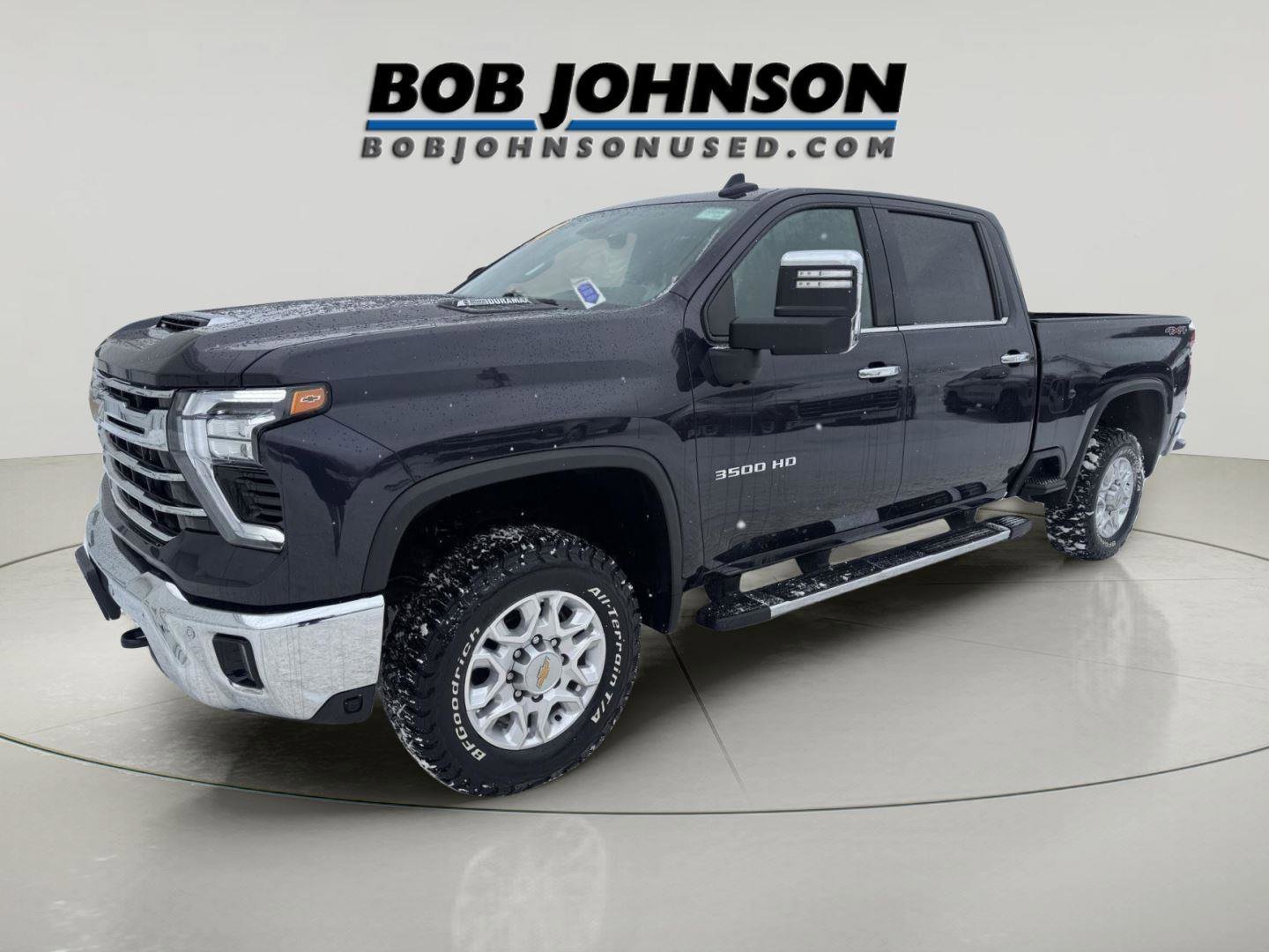 Used 2024 Chevrolet Silverado 3500 LTZ w/ LTZ Convenience Package image 3