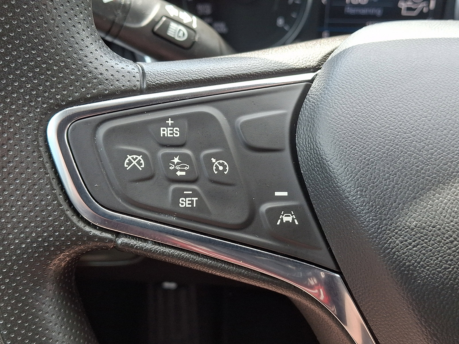 Used 2024 Chevrolet Equinox LS w/ LS Convenience Package FWD image 27