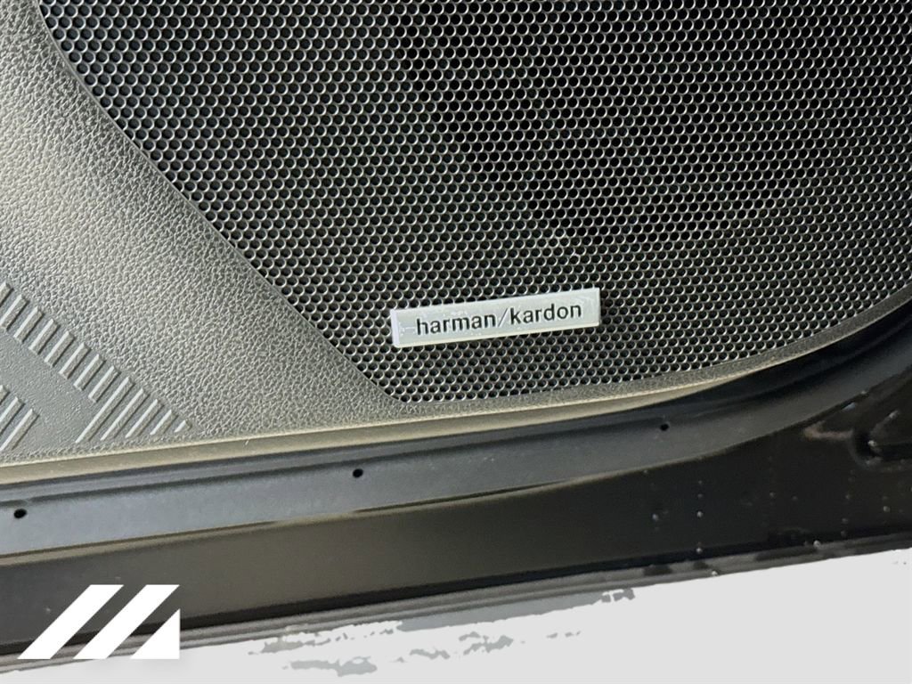 Used 2025 Subaru Forester Touring image 20