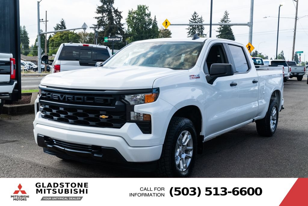 Used 2024 Chevrolet Silverado 1500 W/T w/ WT Value Package AWD/4WD image 4