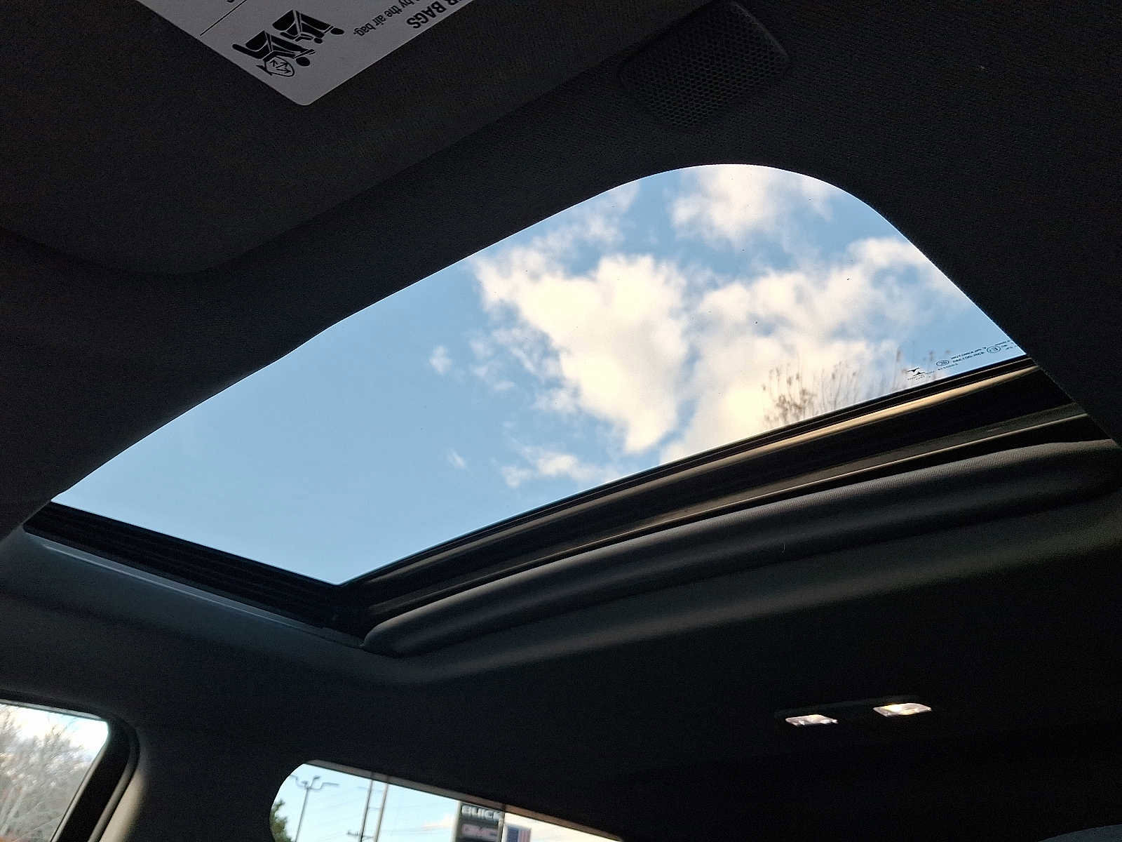 Used 2020 GMC Sierra 1500 SLT w/ SLT Premium Plus Package image 17