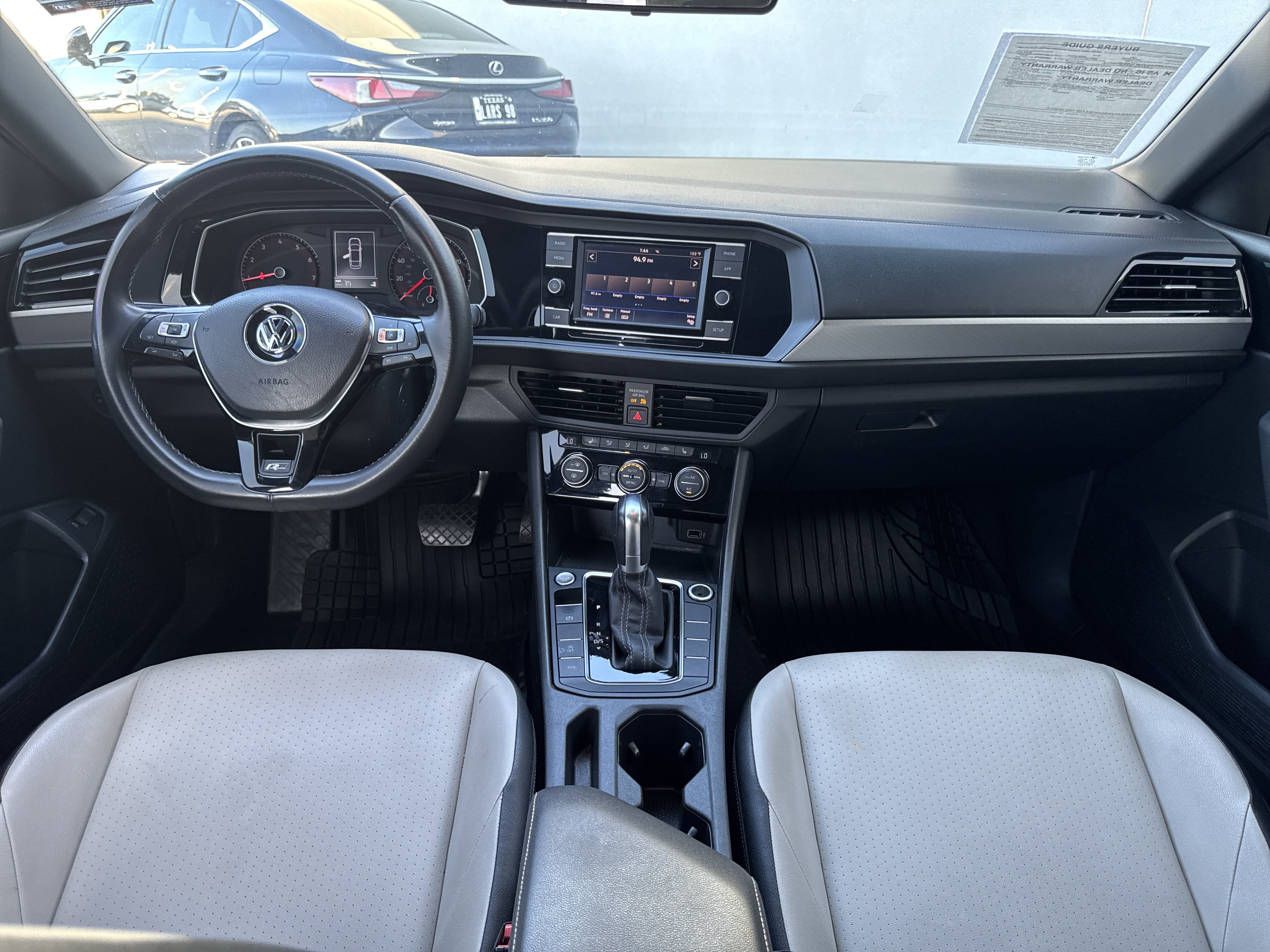 Used 2019 Volkswagen Jetta R-Line FWD image 10