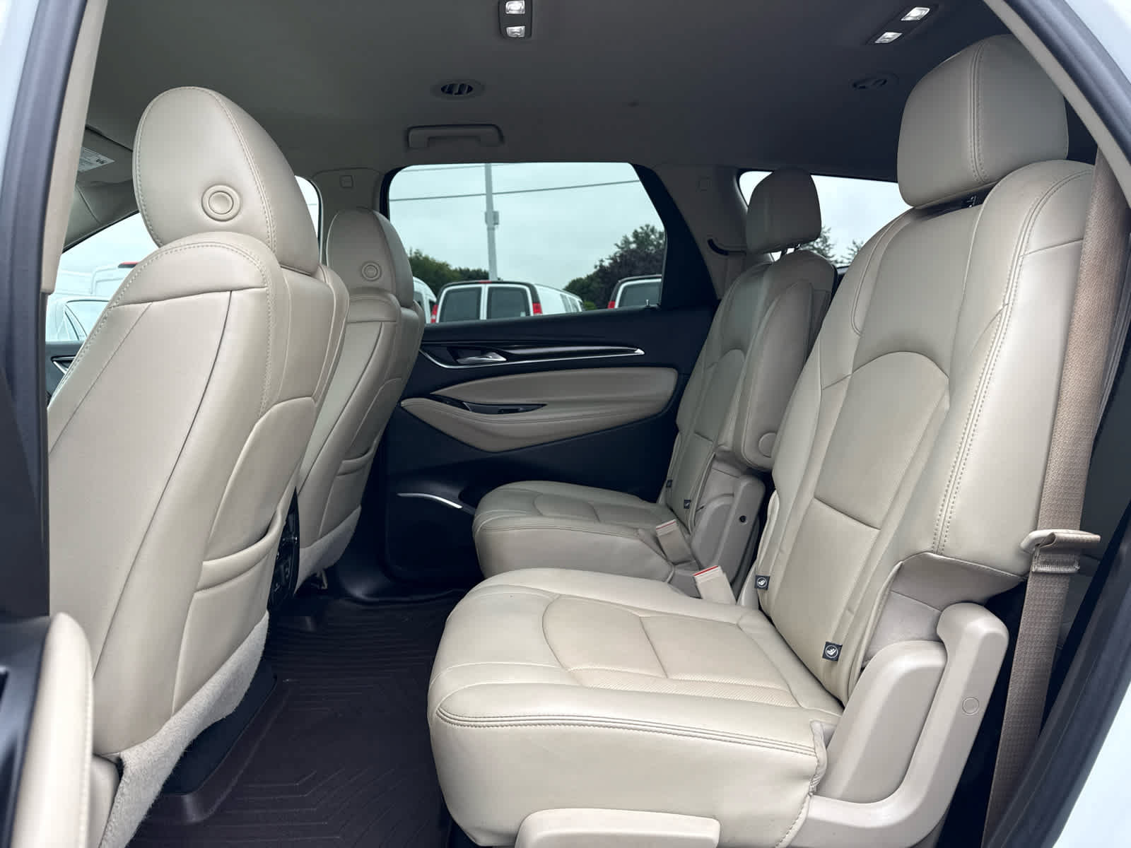 Certified 2020 Buick Enclave Essence w/ Sound and Sites Package AWD/4WD image 23