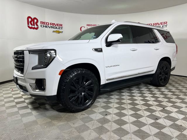 Used 2021 GMC Yukon SLT w/ SLT Premium Package image 3