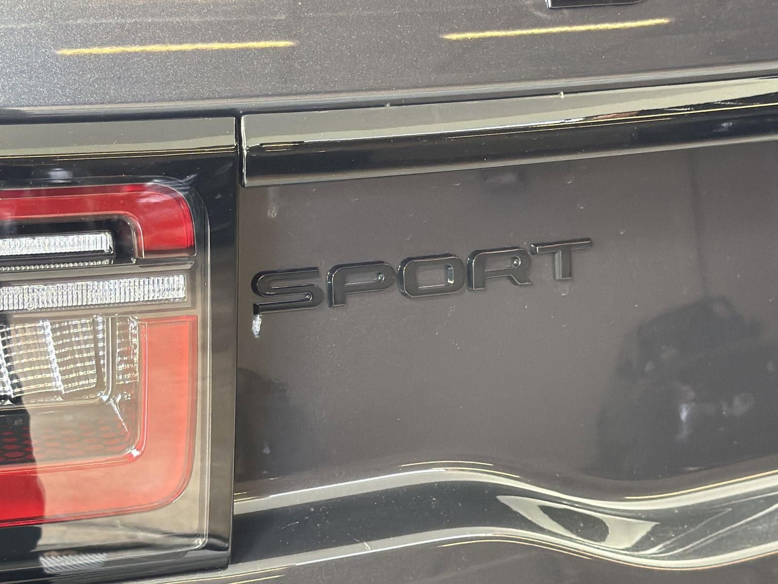 New 2026 Land Rover Discovery Sport Landmark image 30