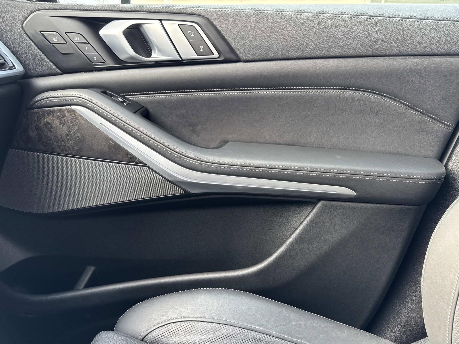 Certified 2023 BMW X5 xDrive45e w/ Executive Package image 23