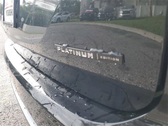 New 2025 Mitsubishi Outlander AWD image 8