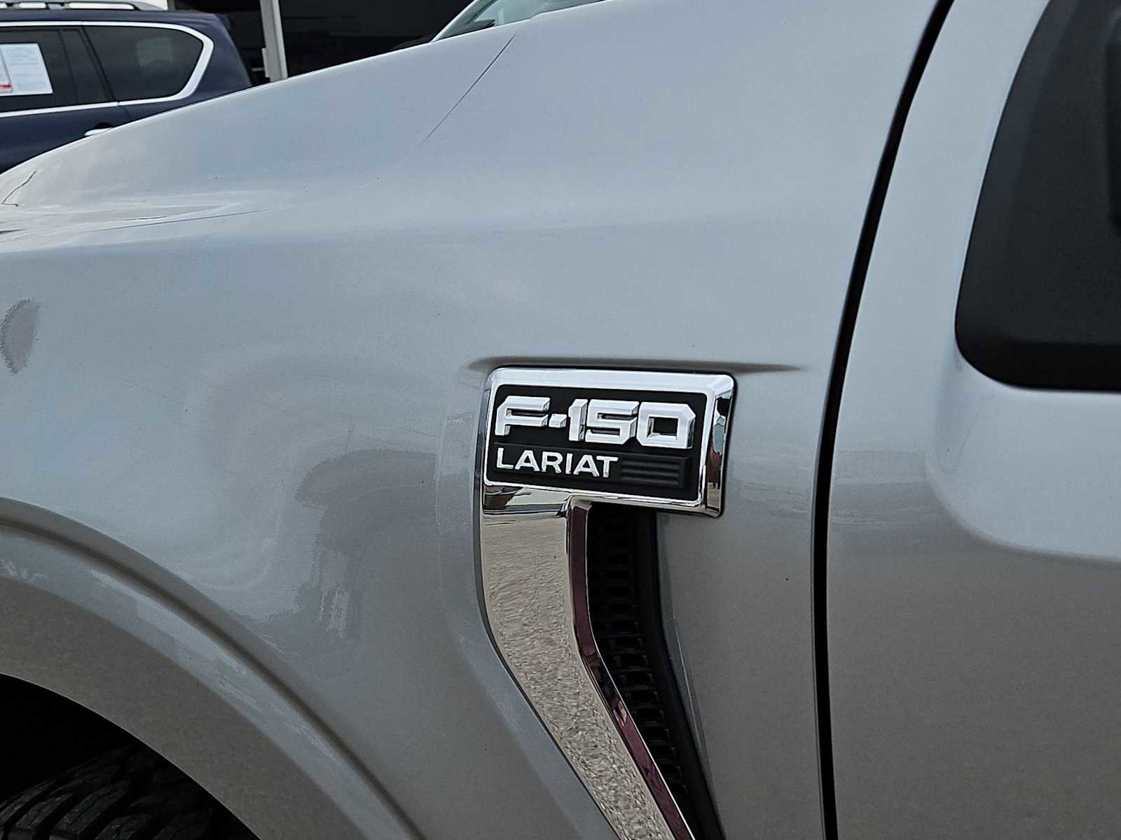 Used 2023 Ford F150 Lariat w/ Trailer Tow Package AWD/4WD image 11