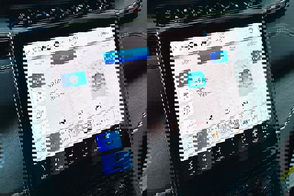 Used 2023 Jeep Grand Cherokee 4WD 4xe w/ Luxury Tech Group II image 15