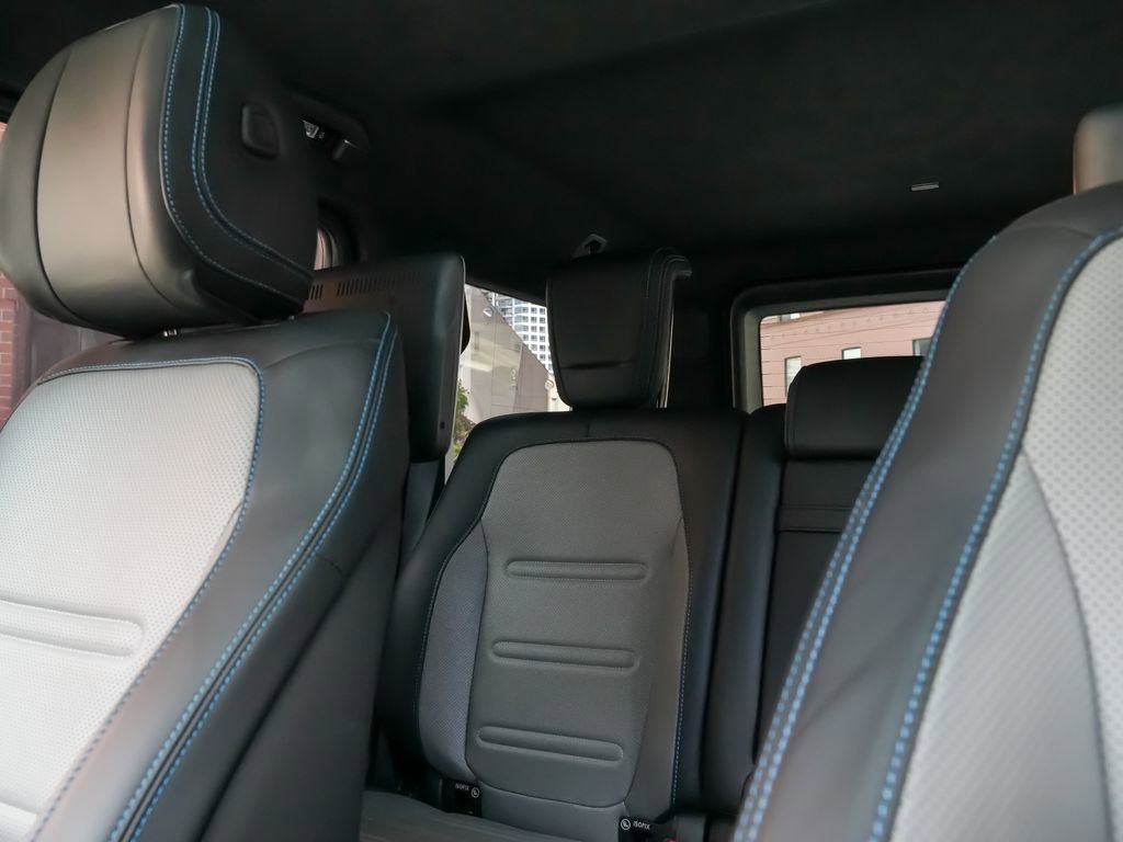 Used 2025 Mercedes-Benz G 580 w/ EQ Technology image 36