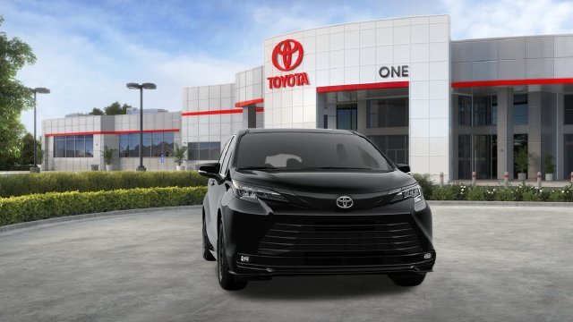 New 2026 Toyota Sienna XLE Woodland Edition AWD/4WD image 19