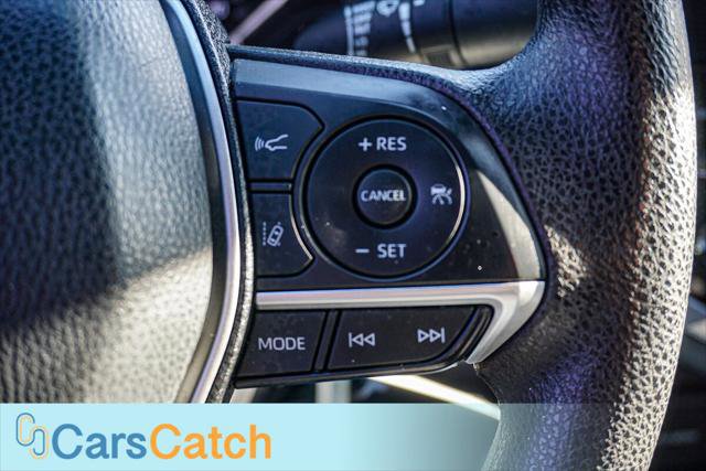 Used 2022 Toyota Camry LE image 33