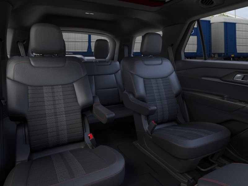 New 2026 Ford Explorer ST-Line w/ ST-Line Street Pack AWD/4WD image 12