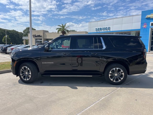 New 2026 Chevrolet Suburban LT w/ Comfort Package image 3
