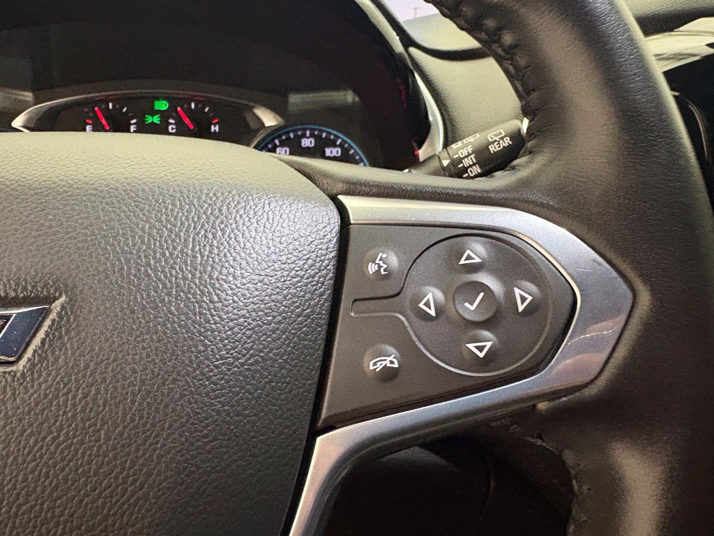 Used 2022 Chevrolet Traverse LT FWD image 5